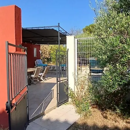Des Oliviers Villa *
